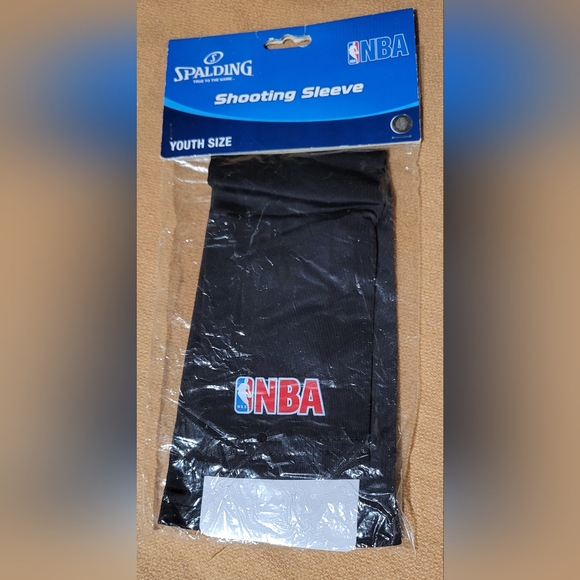 NBA arm Shooting sleeve - Picture 2 of 4